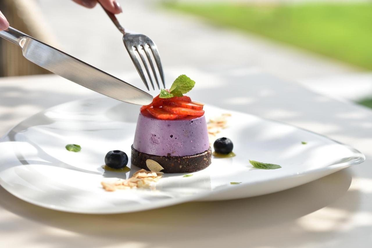 Shambala Wellness Club Hotel Rozhny Kültér fotó