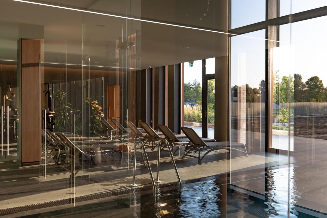Shambala Wellness Club Hotel Rozhny Kültér fotó